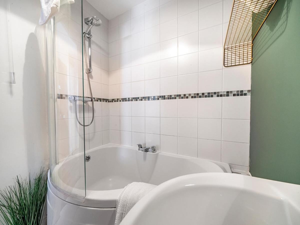 Appartamento Titanic View Penthouse - Gated Complex - Parking Belfast Esterno foto