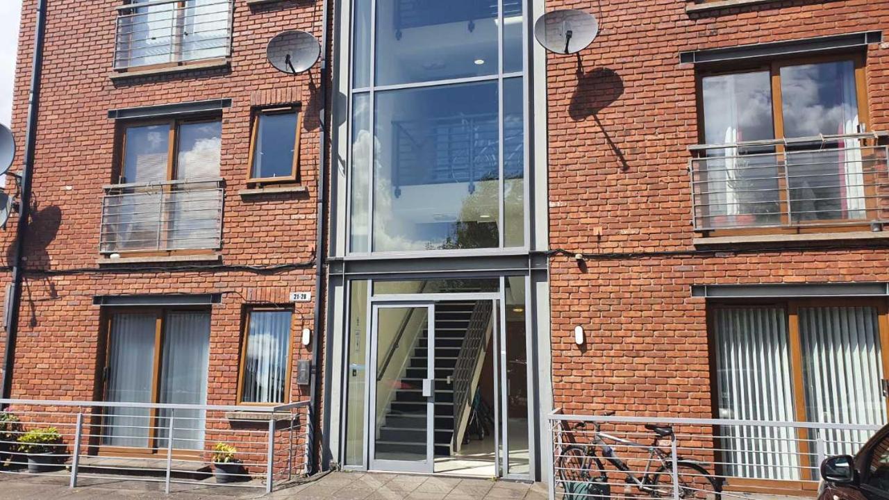 Appartamento Titanic View Penthouse - Gated Complex - Parking Belfast Esterno foto